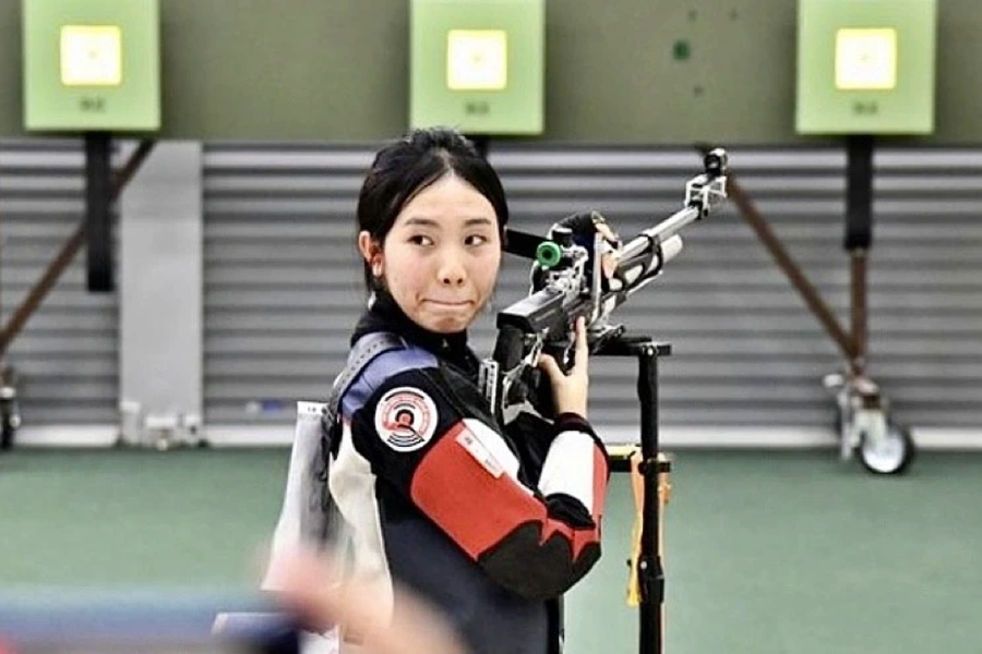 'Nụ cười tỏa nắng' của nữ xạ thủ giành vé dự Olympic 2024 cho bắn súng Việt Nam 