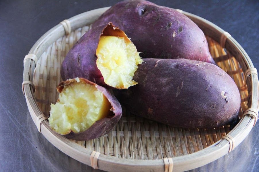 Thực phẩm hỗ trợ phòng chống ung thư buồng trứng bán nhiều ở chợ Việt