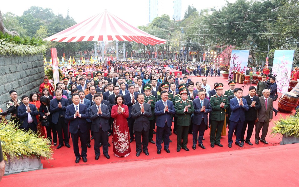 Hàng nghìn người dự lễ kỷ niệm 235 năm Chiến thắng Ngọc Hồi - Đống Đa