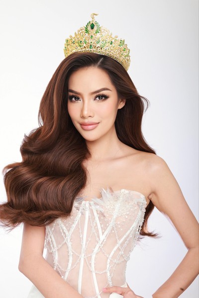 Clip cán mốc triệu views của Hoa hậu Hoàng Phương tại Miss Grand International
