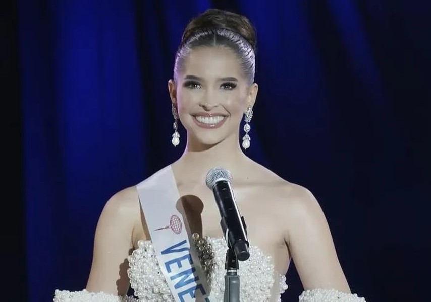 'Búp bê' Venezuela đăng quang Miss International 2023