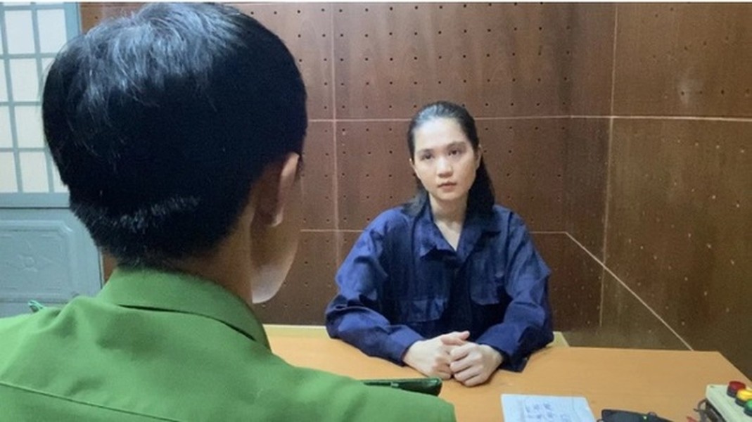Lộ diện sau gần 3 tháng tạm giam, nhan sắc 'nữ hoàng nội y' Ngọc Trinh gây 'sốt'