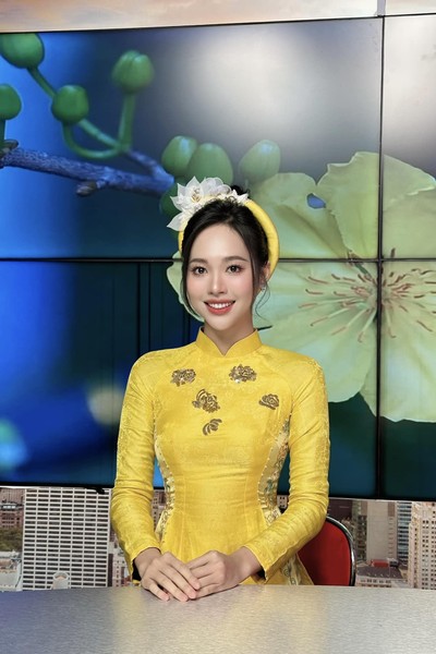 Chiêm ngưỡng loạt áo dài Tết cực phẩm của dàn mỹ nhân Việt 