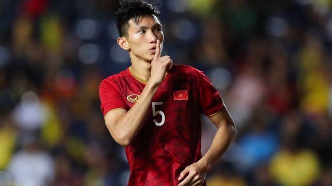 Top những cầu thủ có chiều cao ‘khủng’ của bóng đá Việt Nam
