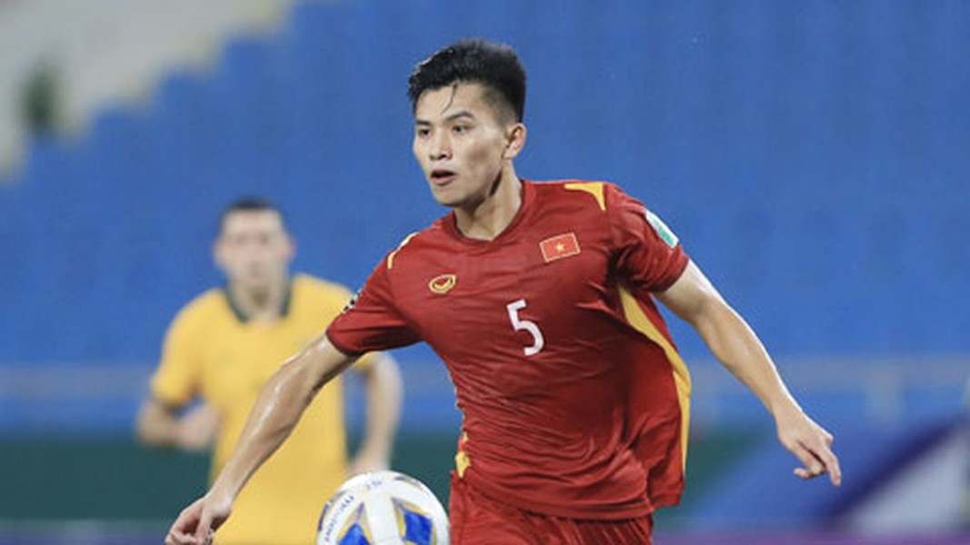 Top cầu thủ có chiều cao ấn tượng ở tuyển Việt Nam