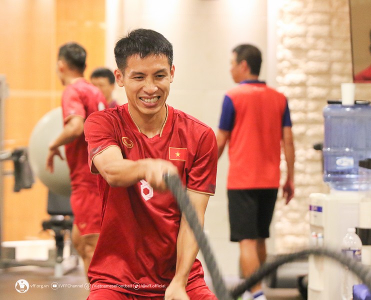Tuyển Việt Nam lao vào tập luyện sau trận thắng Philippines