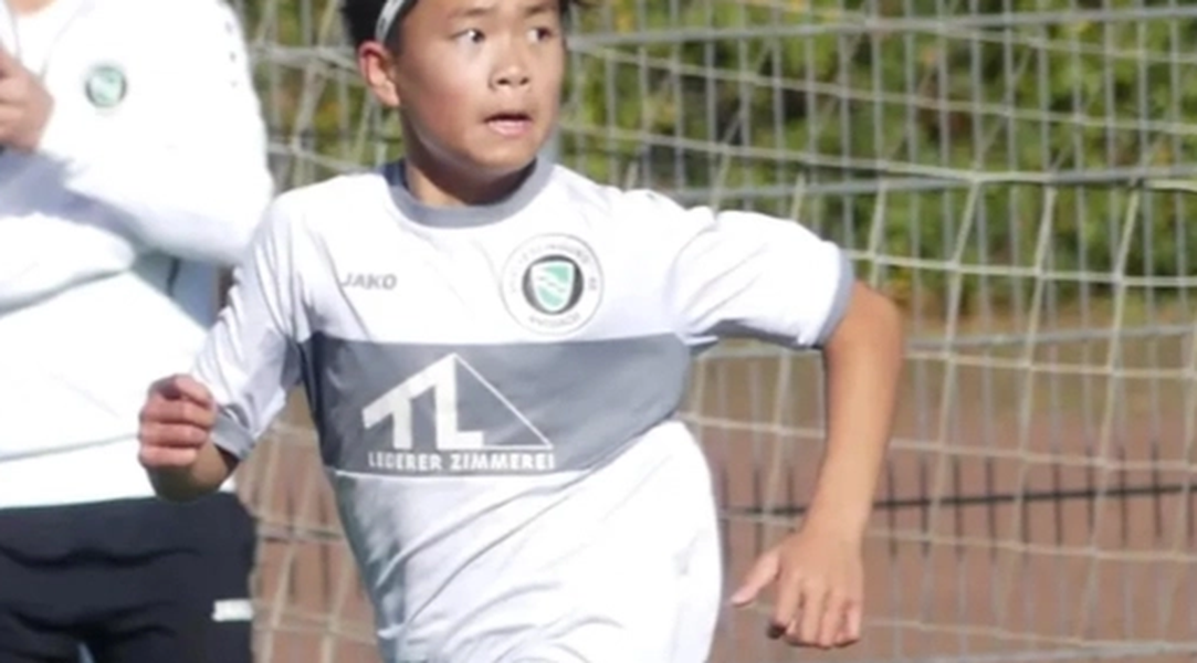 Danh tính cầu thủ gốc Việt đang khoác áo Chelsea