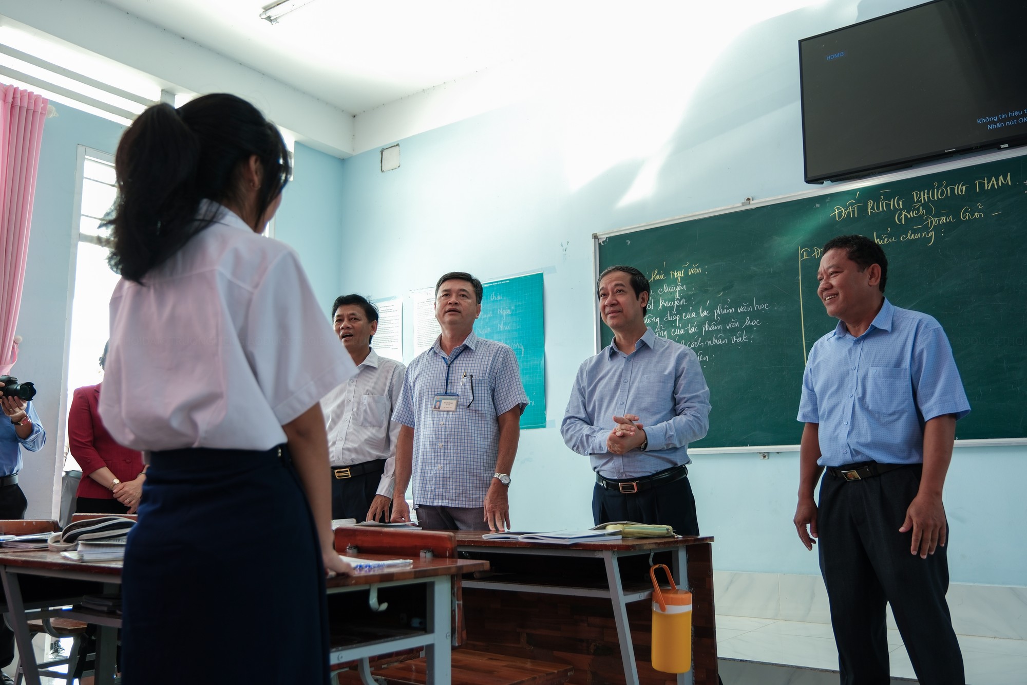 Bộ trưởng Nguyễn Kim Sơn thăm và làm việc tại tỉnh Sóc Trăng ảnh 2
