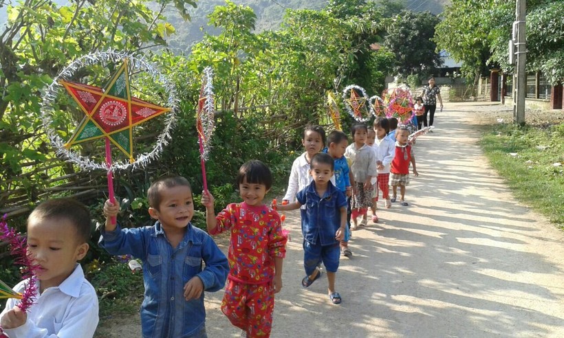Trường Mầm non xã Pa Thơm nâng cao chất lượng giáo dục toàn diện ảnh 3