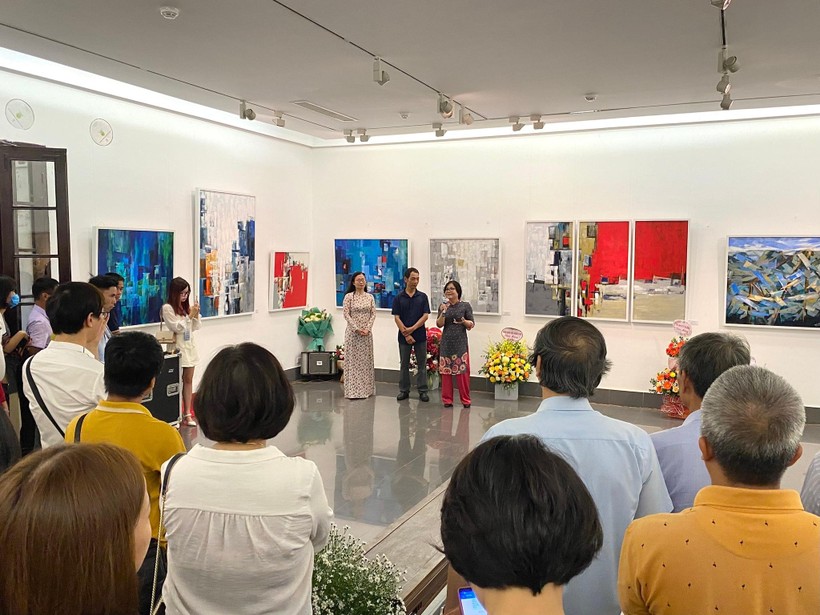 Triển lãm mở cửa đến hết ngày 11/10 tại Bảo tàng Mỹ thuật Việt Nam.