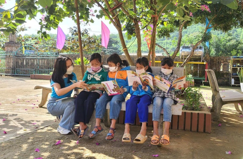 Cô giáo Quảng Trị tổ chức trò chơi để 'dụ' trẻ yêu Toán ảnh 3