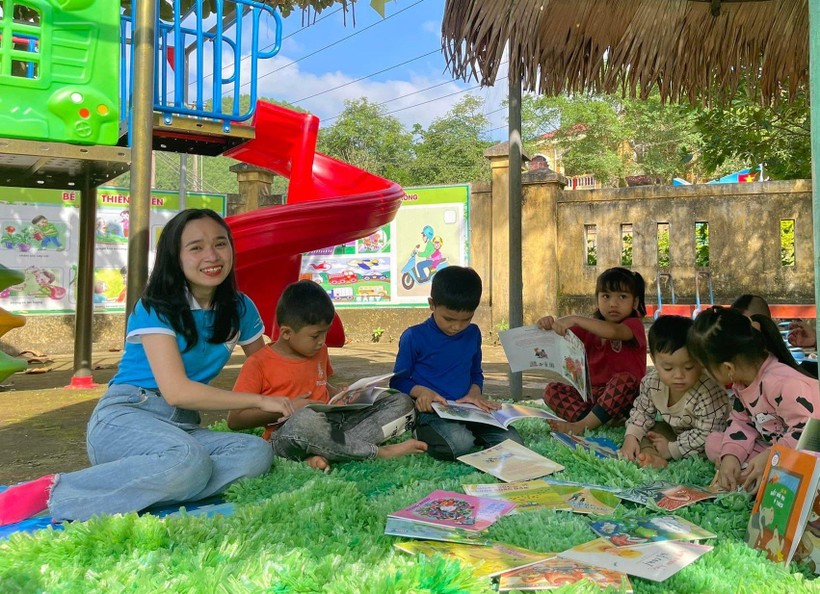 Cô giáo Quảng Trị tổ chức trò chơi để 'dụ' trẻ yêu Toán ảnh 2