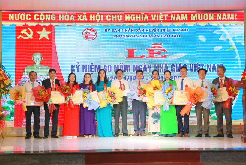 Ngành giáo dục Triệu Phong kỷ niệm 40 năm ngày Nhà giáo Việt Nam ảnh 6