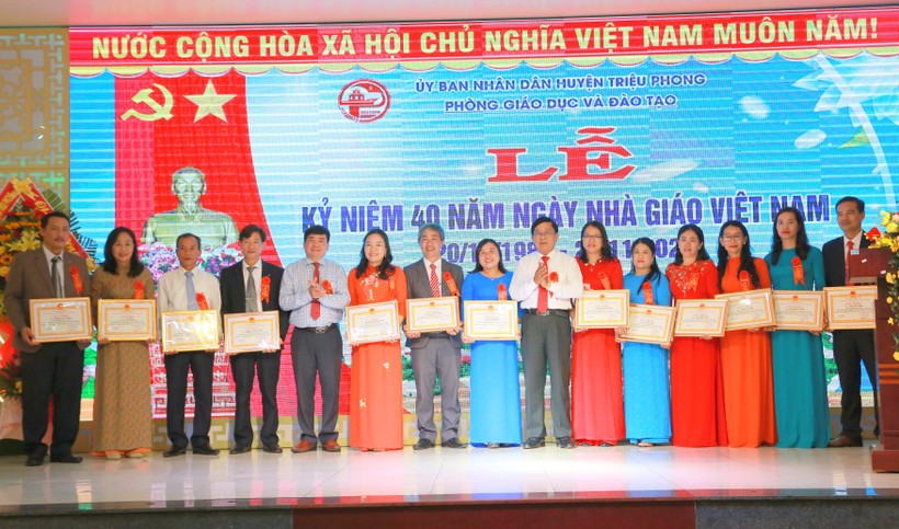 Ngành giáo dục Triệu Phong kỷ niệm 40 năm ngày Nhà giáo Việt Nam ảnh 7