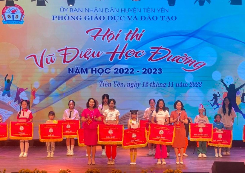 Học sinh miền núi Quảng Ninh phô diễn đam mê vũ đạo ảnh 2