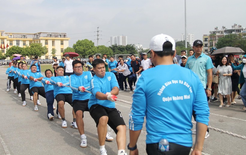 Hà Nội tổ chức giải thể thao ngành giáo dục mừng Ngày Nhà giáo Việt Nam ảnh 4