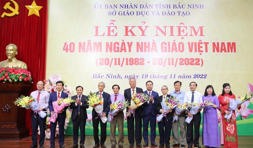 Bắc Ninh kỷ niệm 40 năm Ngày Nhà giáo Việt Nam ảnh 4