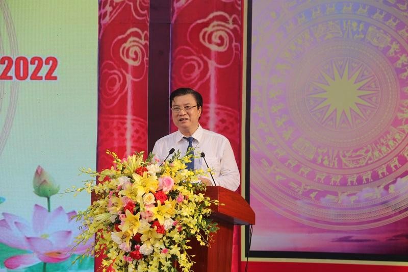Thứ trưởng Bộ GD&ĐT Nguyễn Hữu Độ phát biểu tại Lễ phát động. Ảnh Ngô Chuyên