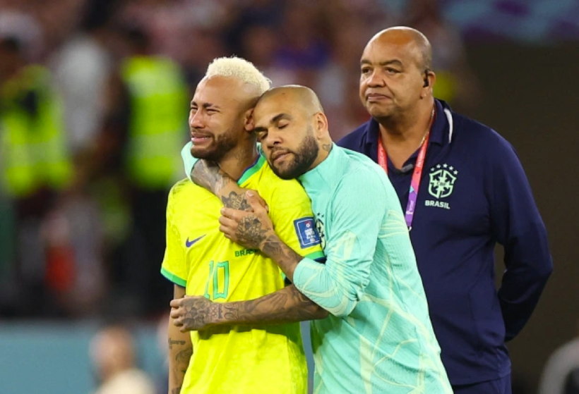 Video: Brazil tan vỡ giấc mộng vàng World Cup, Neymar bật khóc ảnh 1