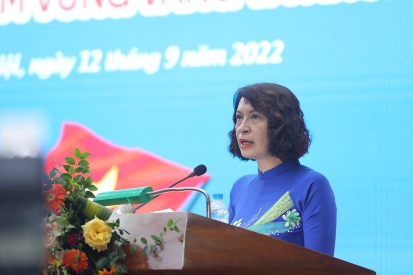 Thứ trưởng Bộ Y tế Nguyễn Thị Liên Hương.