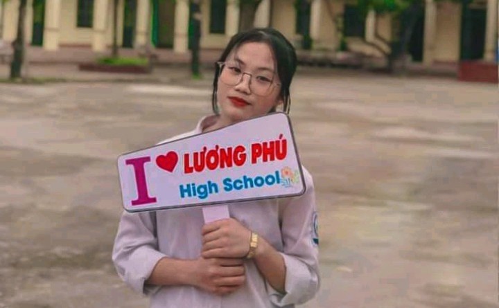 Nguyễn Thị Lam – Trường THPT Lương Phú, Phú Bình (Thái Nguyên).
