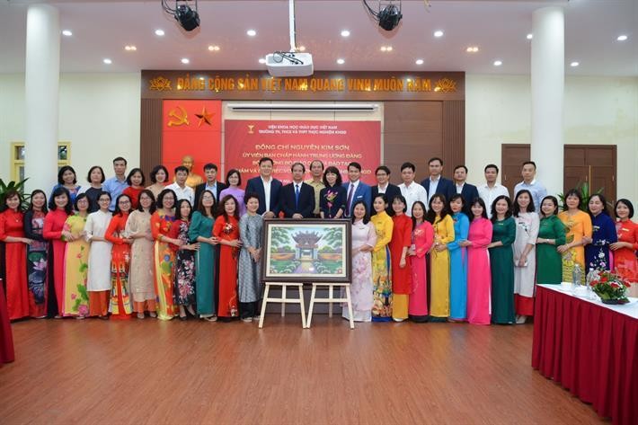 Trường Thực nghiệm Khoa học giáo dục kỷ niệm 40 năm ngày Nhà giáo Việt Nam ảnh 5