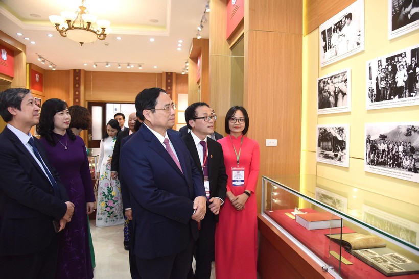 Thủ tướng dự kỷ niệm 120 năm thành lập Trường ĐH Y Hà Nội  ảnh 2
