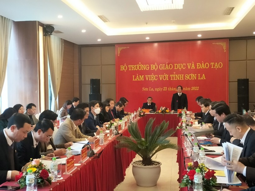 Bộ trưởng Nguyễn Kim Sơn: GD-ĐT Sơn La phát triển tốt nhưng còn nhiều thách thức ảnh 6