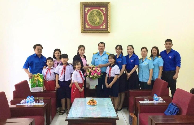 Trường Tiểu học Nguyễn Thanh Tuyền nỗ lực xây dựng môi trường học tập thân thiện ảnh 3