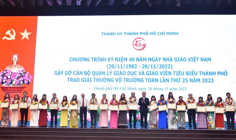 50 nhà giáo TPHCM nhận giải thưởng Võ Trường Toản lần thứ 25 ảnh 2