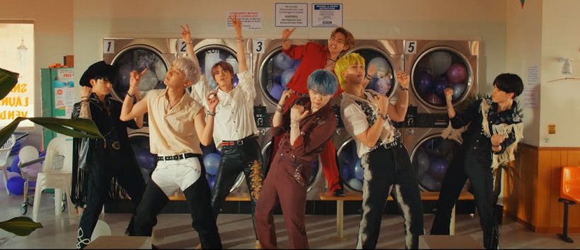 BTS trong MV "Permission to Dance".