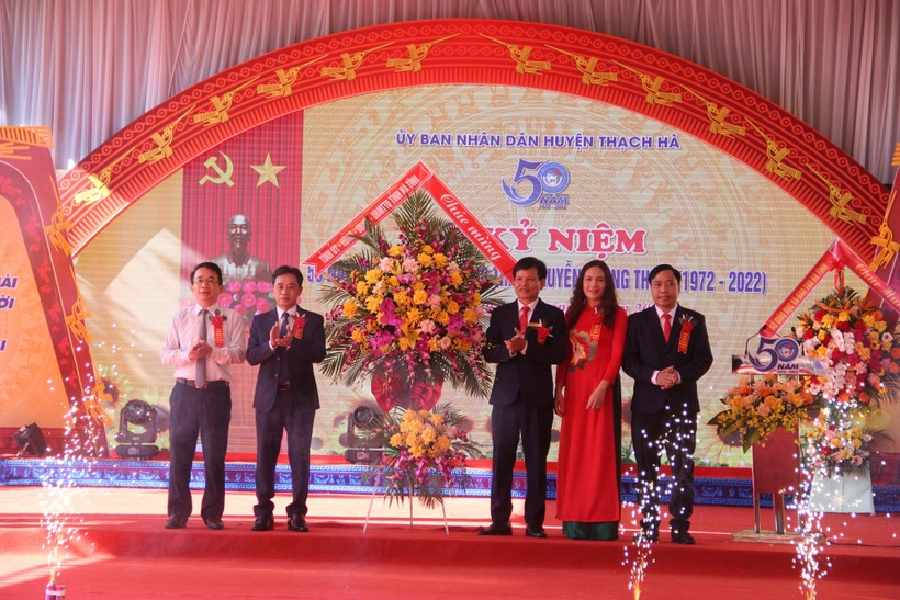 Trường THPT Nguyễn Trung Thiên kỷ niệm 50 năm thành lập ảnh 8