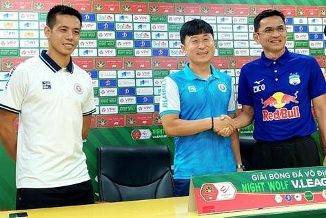 Văn Quyết muốn cùng Hà Nội FC đánh bại HAGL.