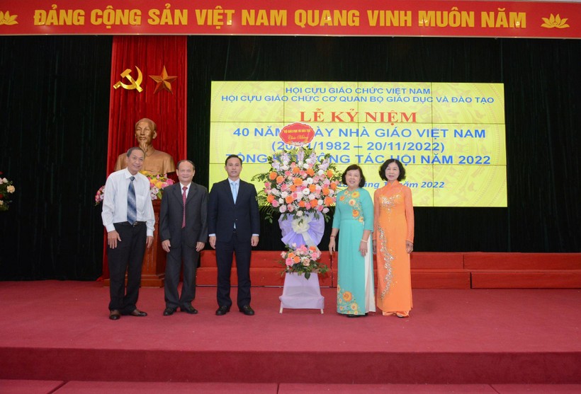Hội Cựu giáo chức luôn đồng hành cùng sự nghiệp giáo dục Việt Nam ảnh 1