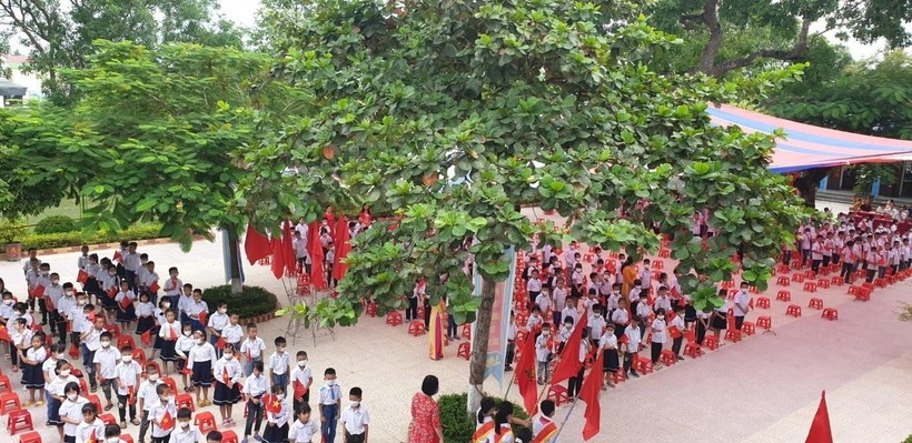 Trường Tiểu học Hoằng Trạch (Hoằng Hóa, Thanh Hóa): Gần 70 năm ươm mầm xanh ảnh 6