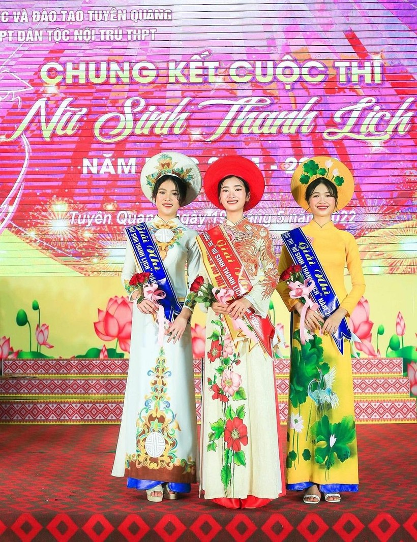 Nữ sinh dân tộc Cao Lan mong ước góp sức làm giàu cho quê hương Tuyên Quang ảnh 2