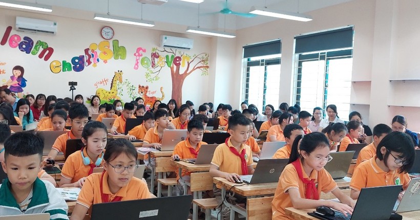 Lào Cai ứng dụng Office 365 trong dạy học và kiểm soát chất lượng ảnh 2