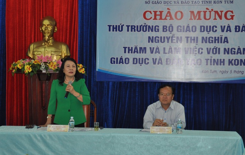 Thứ trưởng Nguyễn Thị Nghĩa làm việc với Sở GD&ĐT tỉnh Kon Tum