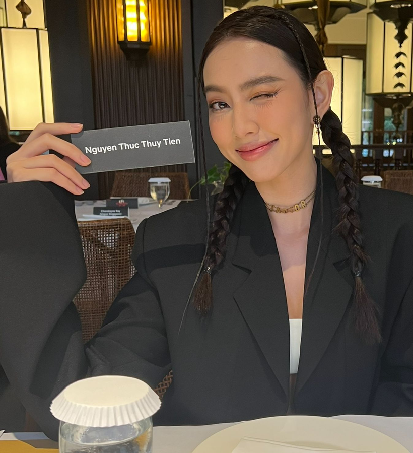 Hoa hậu Thùy Tiên vinh dự ăn tối cùng Netflix