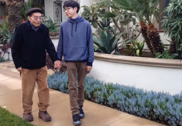 Cậu bé 15 tuổi và phát minh hỗ trợ người mắc Alzheimer