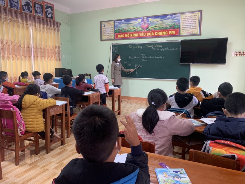 Quảng Bình tổ chức dạy học “Thích ứng an toàn, linh hoạt, kiểm soát hiệu quả dịch Covid-19”.