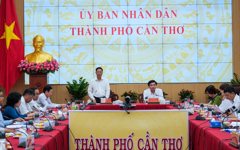 Quang cảnh hội nghị ban chỉ đạo thi kỳ thi tốt nghiệp THPT 2023 tại TP Cần Thơ.