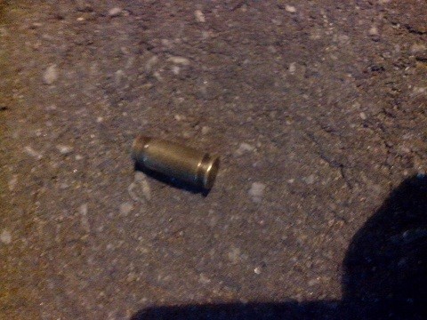  Vỏ đạn (súng quân dụng) được tìm thấy tại hiện trường.