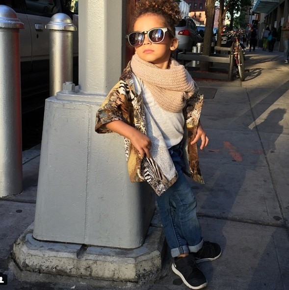 Gu thời trang đường phố sang chảnh của nhóc tỳ 3 tuổi