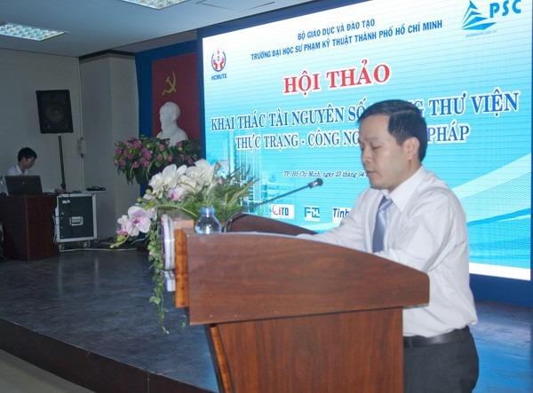 TS Ngô Văn Thuyên – Phó Hiệu trưởng Trường ĐHSPKT TPHCM - đọc diễn văn khai mạc hội thảo