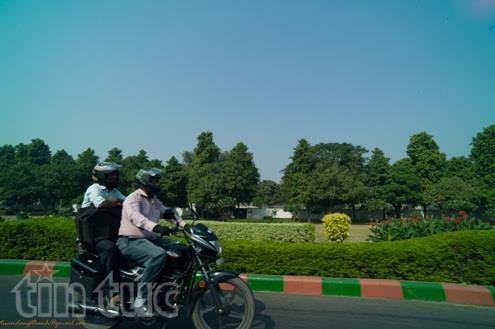Thủ đô New Delhi của Ấn Độ bạt ngàn cây xanh. Ảnh: Minh Lý