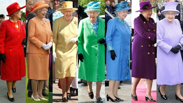 Nữ hoàng Anh thích diện 7 sắc cầu vồng
