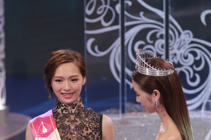 Cận cảnh nhan sắc rực rỡ của Tân hoa hậu Hồng Kông 2016