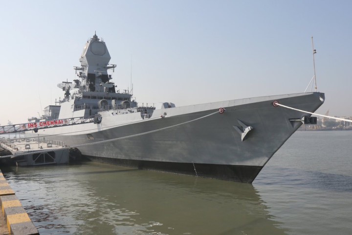 Ấn Độ hạ thủy tàu chiến tàng hình mới