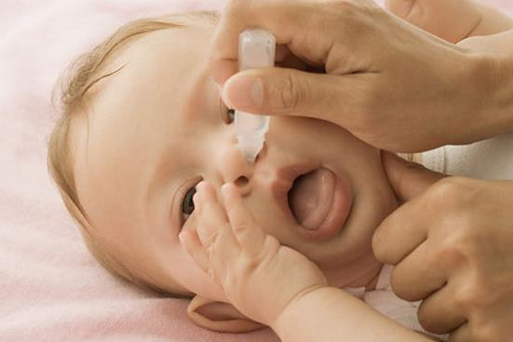 Cách chữa ho và sổ mũi cho bé hiệu quả tức thời
